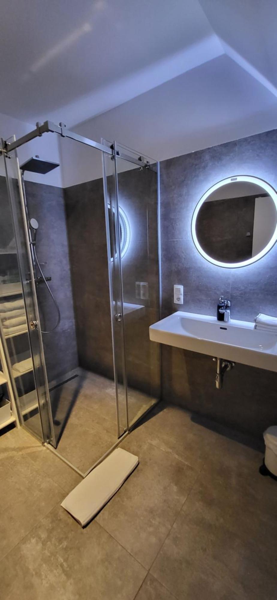 וינה Skysuite Holiday Home מראה חיצוני תמונה